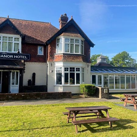 The Maple Manor Hotel Crawley  Exterior foto